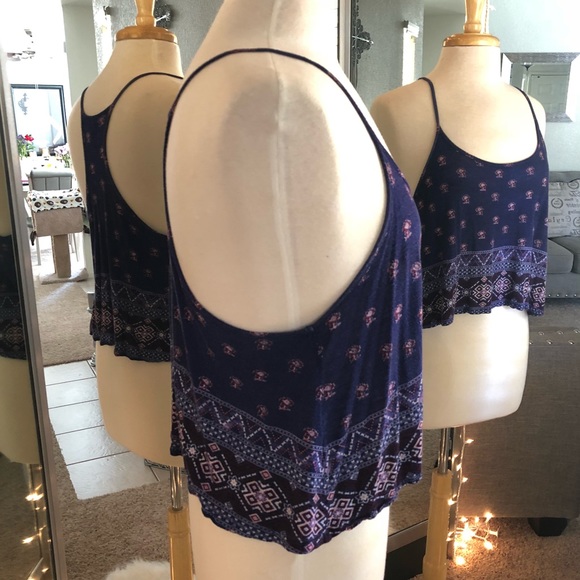 F21 Blue Floral Deco Print Crop Top - Picture 2 of 5